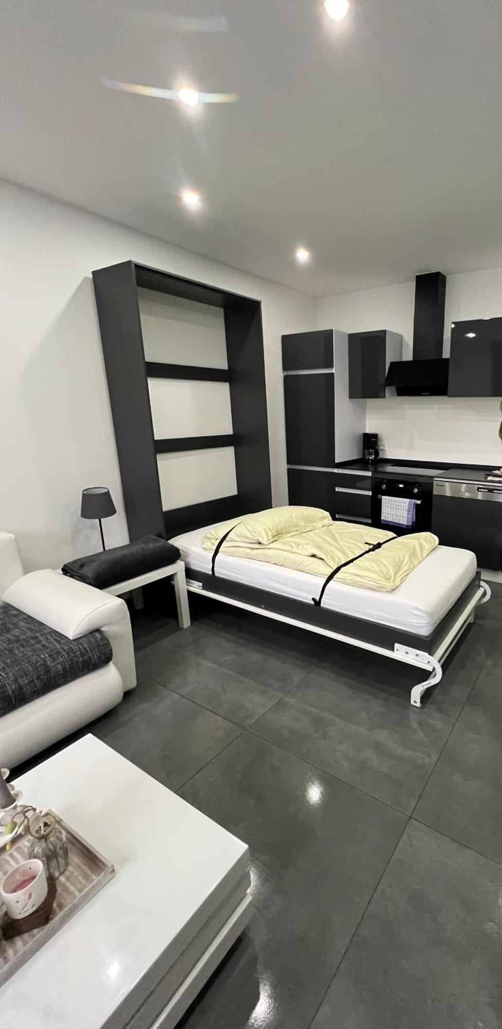 Schoenes 2 Zimmer Apartment An Der Stadt Grenze Mit Klimaanlage Blankenfelde-Mahlow Luaran gambar